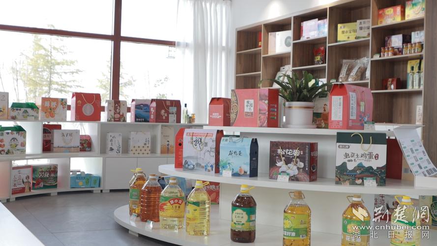 青年创业先锋丨周潇 让农产品借网出圈
